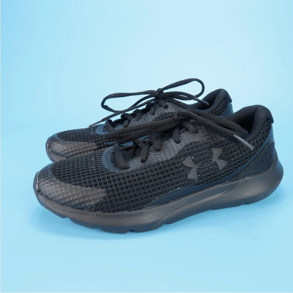 Under Armour Womens Surge 3 Running Shoes 3024894-002 Black Size 6